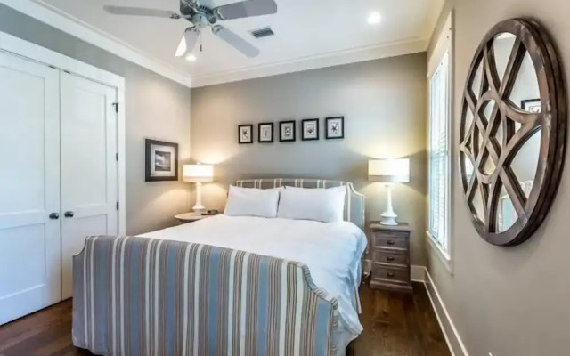 The Flagship of Watersound 5 Bedroom Holiday Home by Five Star Properties