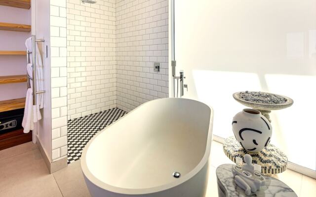 YOLO Spaces – The White House Boutique Villa