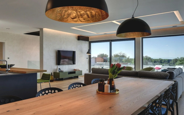 Villa in Vodnjan With Swimming Pool