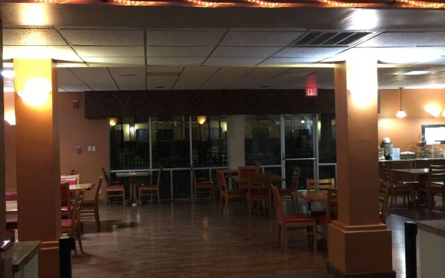 Americas Best Value Inn Laredo