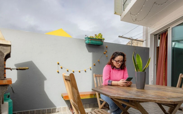 Olis House in Angra do Hero smo