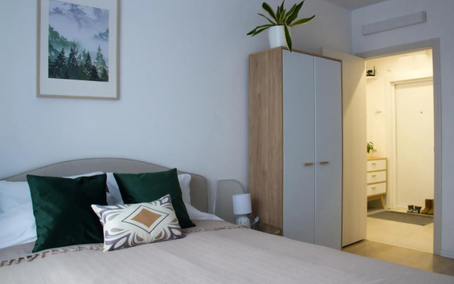 Apartment Forest house on Zapovednaya street