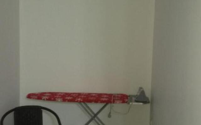 2 -Ux Komnatnaia Kvartira