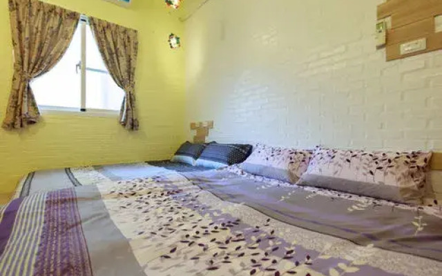 Roaming Ancient Bed and Breakfast