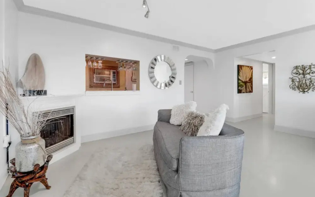 6672 Estero Blvd A511