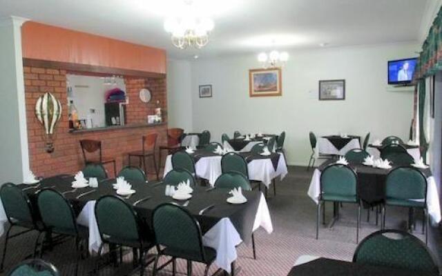 Landsborough Lodge Motel