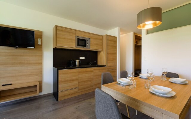 Luxurious Apartment on Pannonia Golf Course