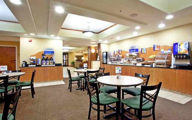 Holiday Inn Express & Suites Claypool Hill (Richlands Area), an IHG Hotel