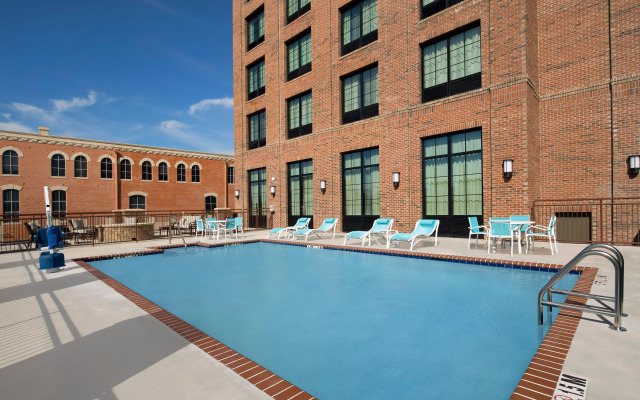 Holiday Inn Express Pensacola Downtown by IHG
