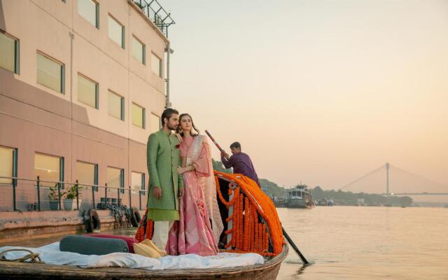 Polo Floatel Kolkata