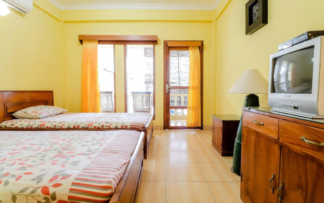 Adinda Beach Hotel and Villa by ZUZU