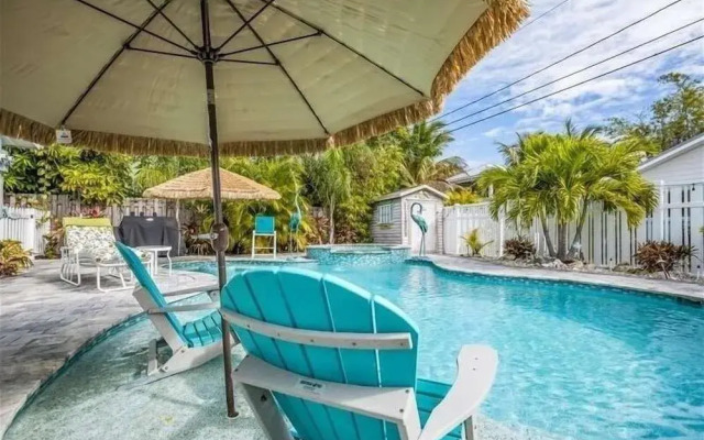 Beach N Bay 2 Bedroom Villa by RedAwning