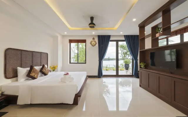 Phuc Hung Riverside Villa