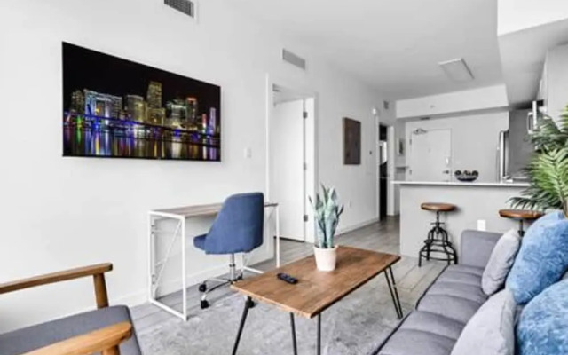 Modern 1BR Apt In Edgewater Free Parking