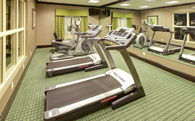 Holiday Inn Express & Suites Covington by IHG