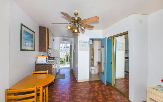 Hawaiian Ebbtide Condos