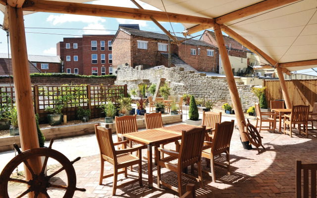 Hotel du Van in Poole
