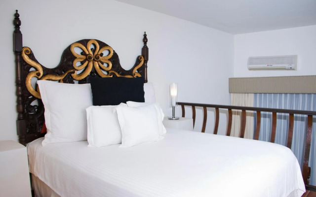 HERENCIA By Hosting House