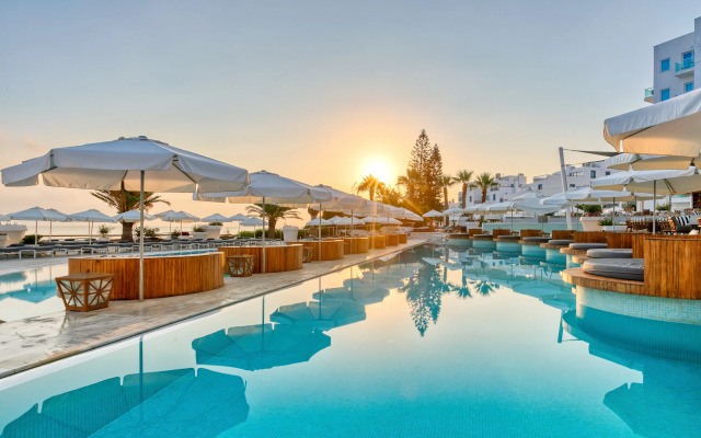 King Jason Protaras - Designed for Adults By Louis Hotels