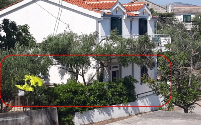 B - apt With Patio & sea View, Close to the Beach