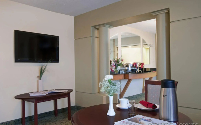 Holiday Inn Ottawa East by IHG