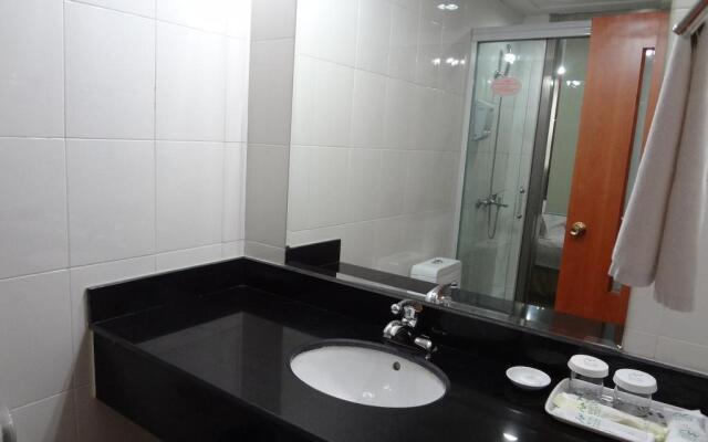 Chunshenjiang Hotel