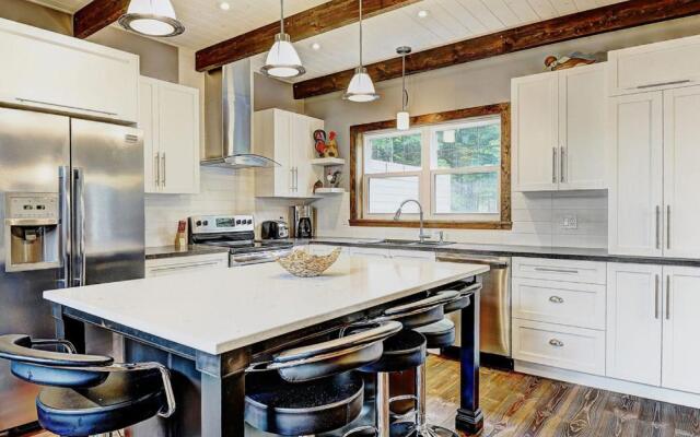 Chalet Alpins- 9010 Chemin des Alpages