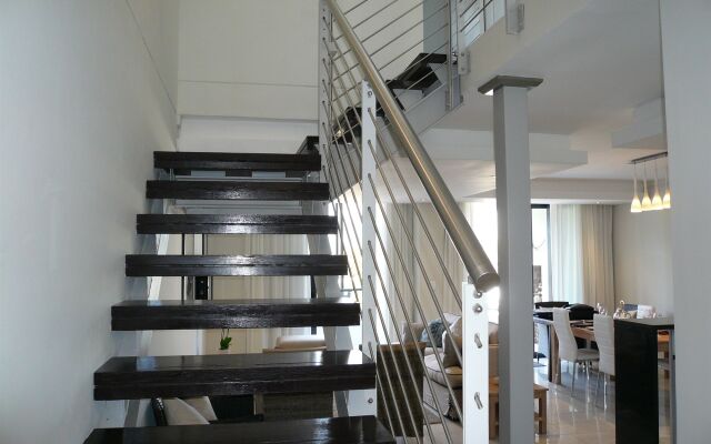 Whale Coast All-Suite-Hotel