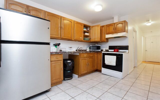 Racpanos Modern Stay on Ocean Avenue