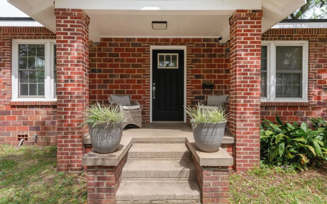 Stay & Play in Pensacola: Apartment Near Dtwn
