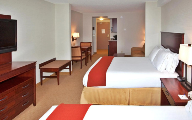 Holiday Inn Express Hotel & Suites Brockville by IHG