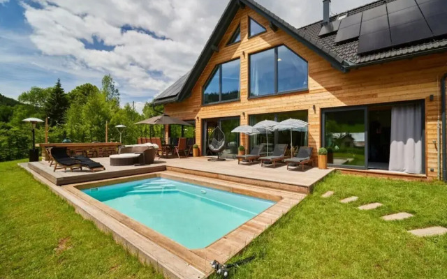 Welcoming Villa With Amenities