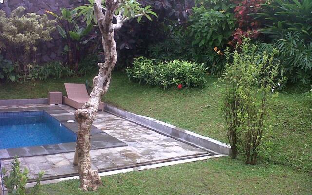 Villa Mulyono