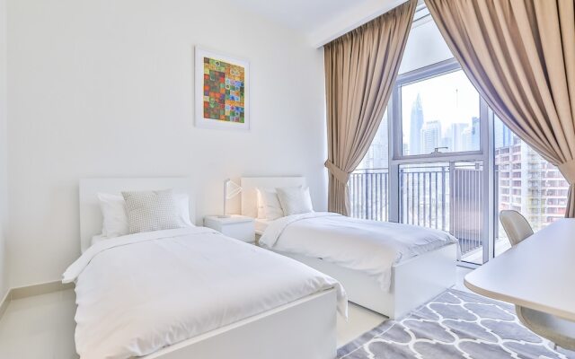 Driven Holiday Homes- Crescent Boulevard