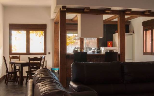 Casa Rural Azabache I & II