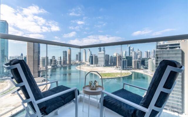 The Smart Concierge - Damac Maison Prive