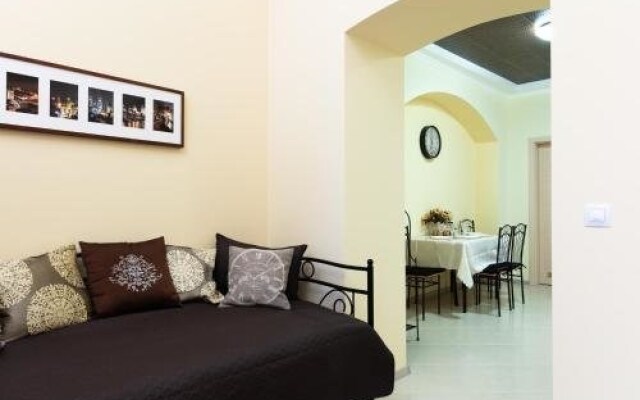 Apartment "U Lva"