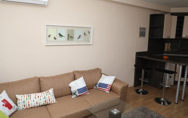 FM Luxury 1-BDR Apartment - The Nest