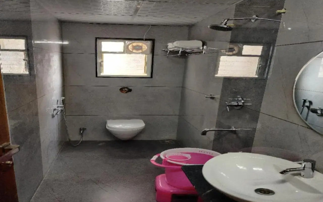 Collection O 703775 Hotel Janjir Residency