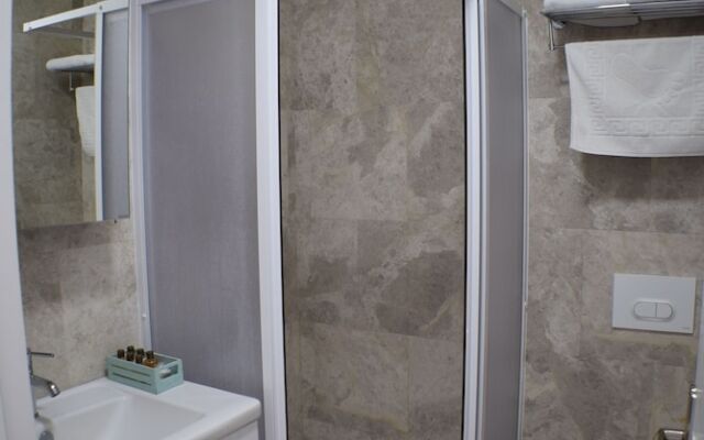 Forever Alacati Boutique Hotel - Adults Only