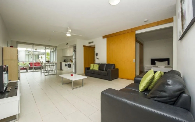 1 Bright Point Apartment 1208