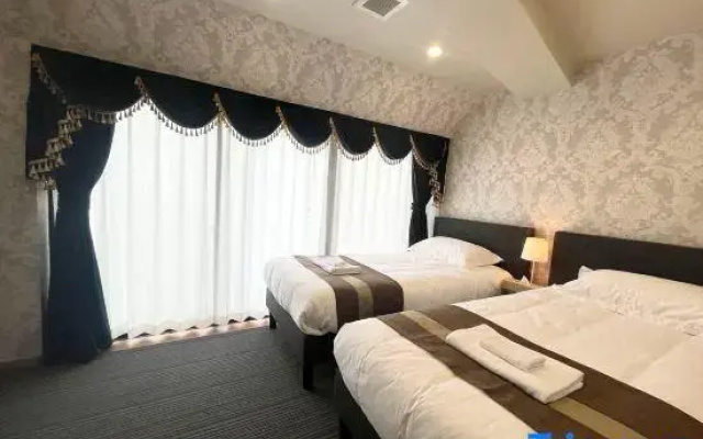 Tokyo Holiday Hotel