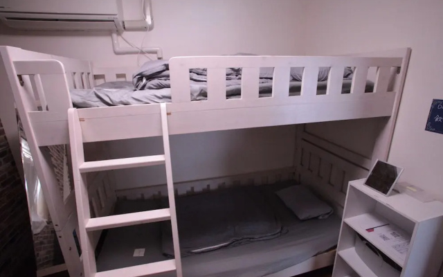 Guesthouse Unity – Guest Rooms – Okinawa