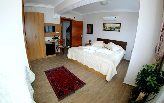 Selena Hotel