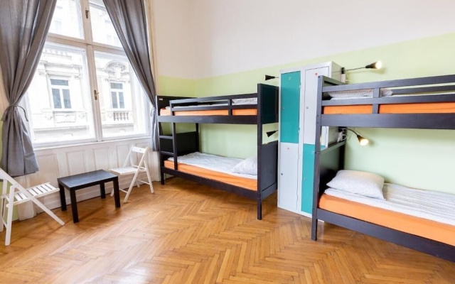 Spicy Hostel