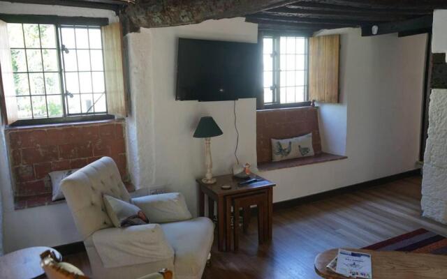 Historic 2bed - Traditional Countryside Retreat