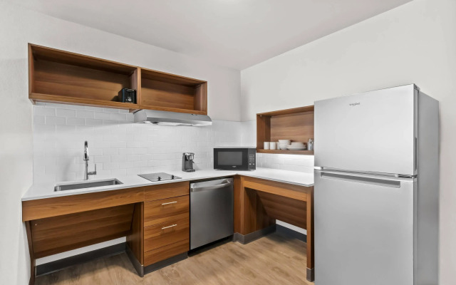 Everhome Suites Chandler Phoenix Fashion Center