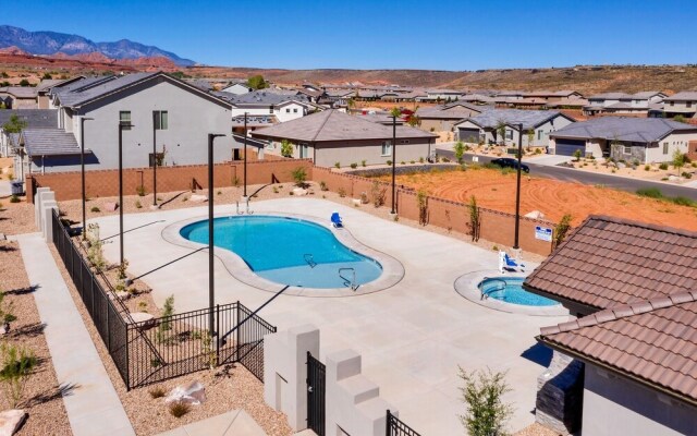 Luxurious Southern Utah Villa by Redawning