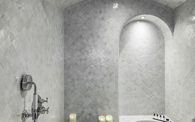 Le Roch Hotel & Spa