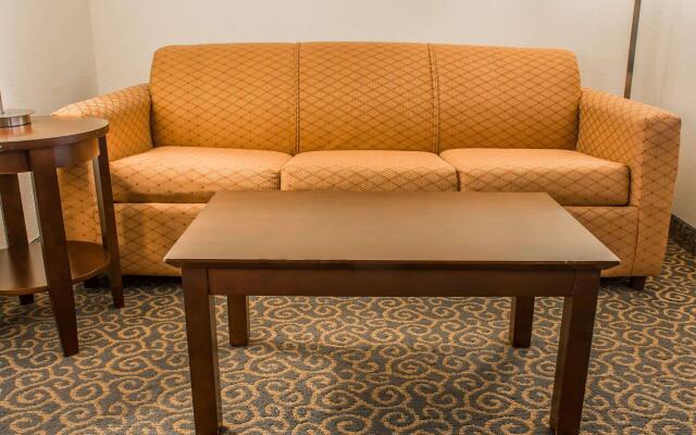 Comfort Suites Huntsville MidCity District at Research Park